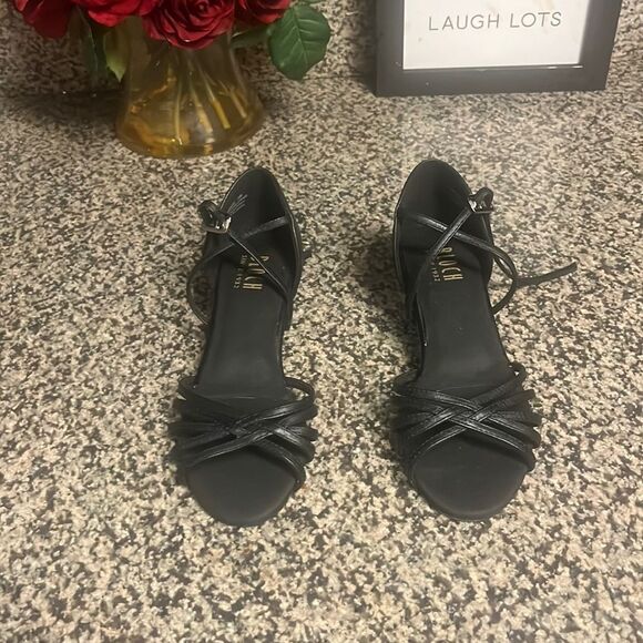 Bloch DANCE SHOES - Picture 1 of 9
